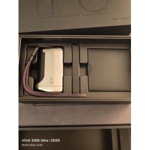 Vivo X200 Ultra 16/1Tb + PhotoKit + accessoires (occasion)