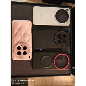 Vivo X200 Ultra 16/1Tb + PhotoKit + accessoires (occasion)