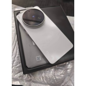 Vivo X300 Ultra 512 GB Weiss - Gebraucht